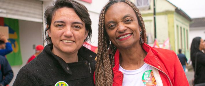 Carla Ayres participa do lançamento da candidatura da professora Vanessa da Rosa para Alesc, em Joinville